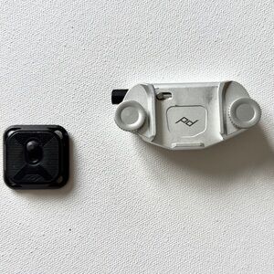 Peak Design Capture Clip (Silver) + FREE Standard Plate ($20 Value)